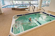 Aqua fitness in HydroWorx hydrotherapy pool resized 176